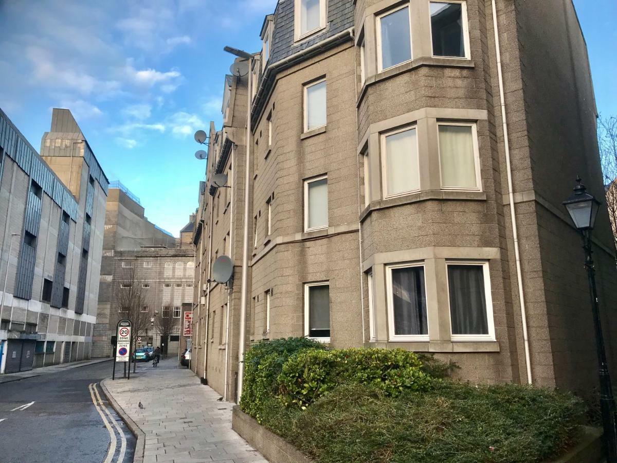 Central Spacious 2 Bedroom By Union Square Free Parking Aberdeen Eksteriør billede