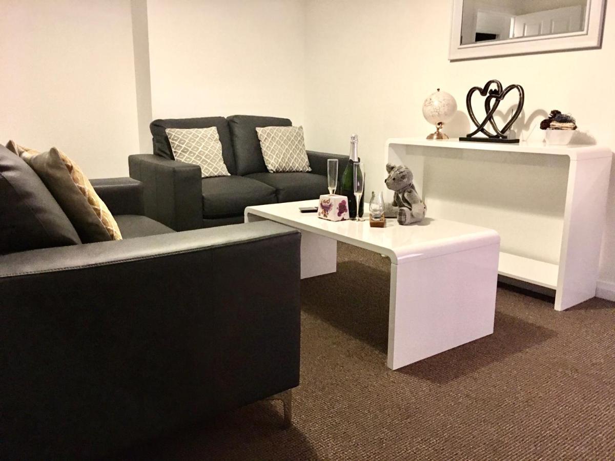 Central Spacious 2 Bedroom By Union Square Free Parking Aberdeen Eksteriør billede