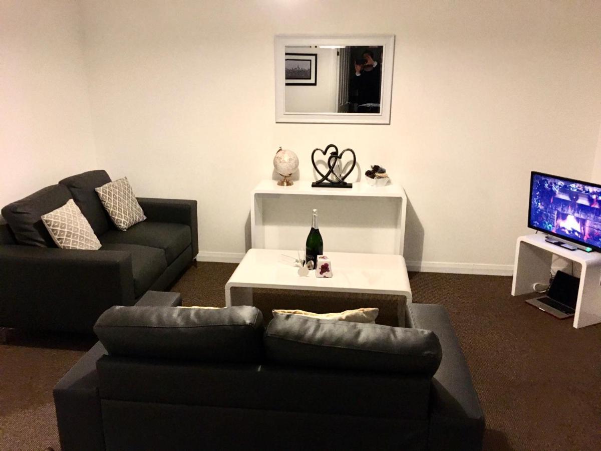 Central Spacious 2 Bedroom By Union Square Free Parking Aberdeen Eksteriør billede